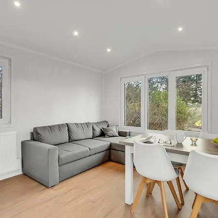 Dom wakacyjny 2 Bedroom In *