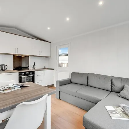 別荘 2 Bedroom Cozy In Ulfborg